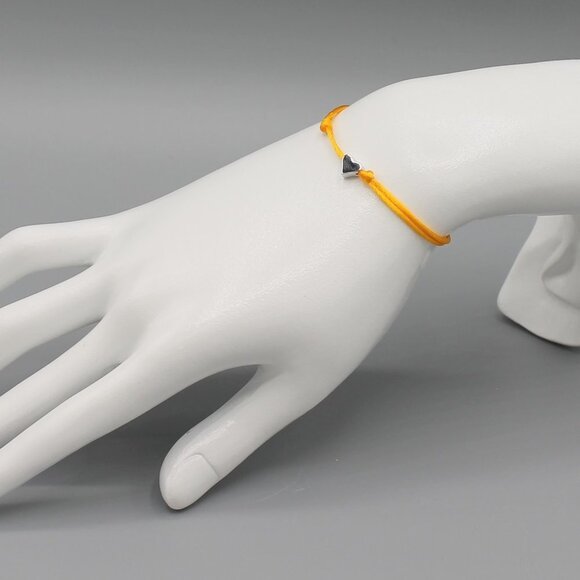 Jewelry heart yellow gold string bracelet adjustable fashion delicate brand new - Picture 4 of 6